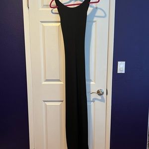 Bodycon dress with criss cross back detail